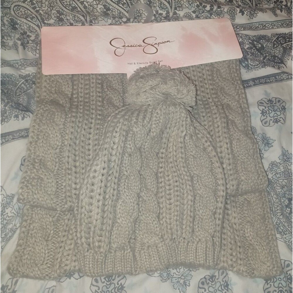 Jessica Simpson Gray Knit Infinity Scarf & Hat Set